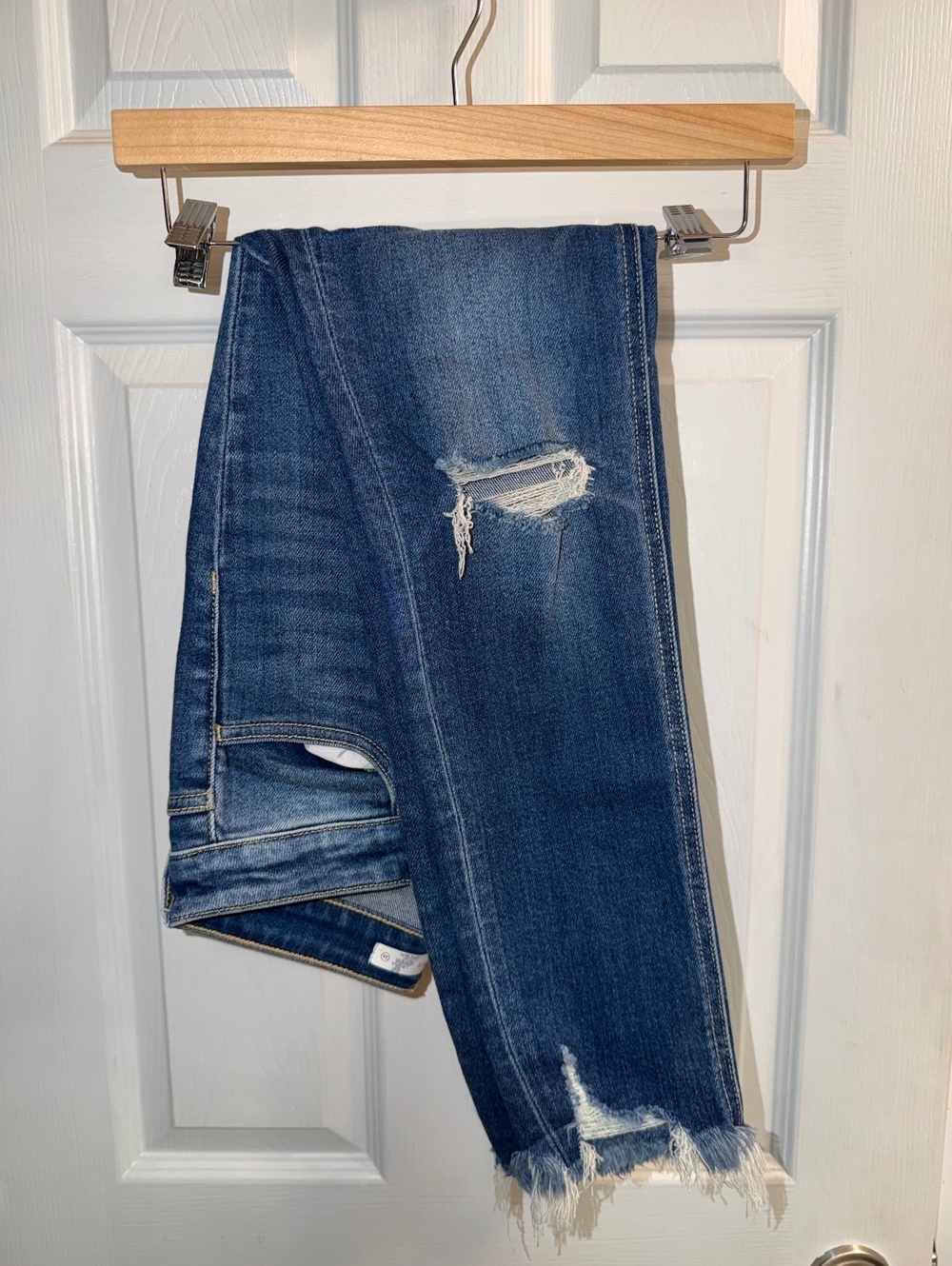 Altar’d State Distressed Raw Hem Skinny Jeans Size 26